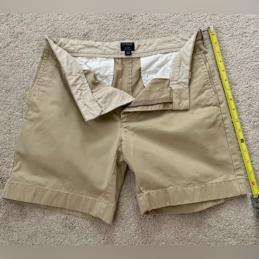 J. Crew Men’s Khaki Flat Front Shorts Casual Style Size 31W
